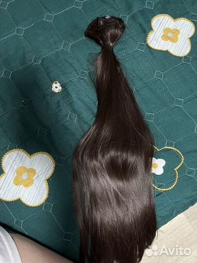 Волосы на заколках