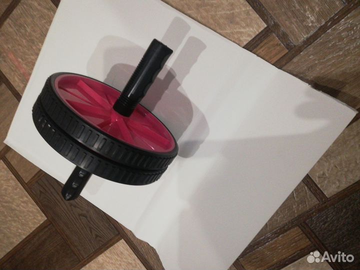 Диск розового цвета для занятий спортом