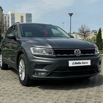 Volkswagen Tiguan 2.0 AMT, 2019, 51 000 км, с пробегом, цена 2 590 000 руб.