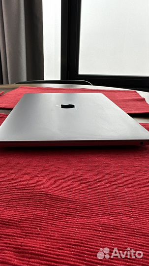 Macbook pro 13 2019 touch bar