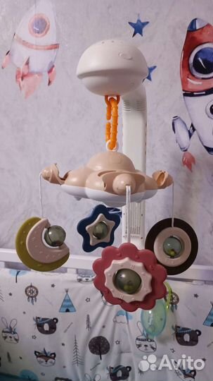 Детский мобиль с Bluetooth