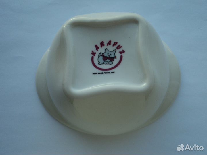 Тарелка для кормления малыша. Для каши и супа