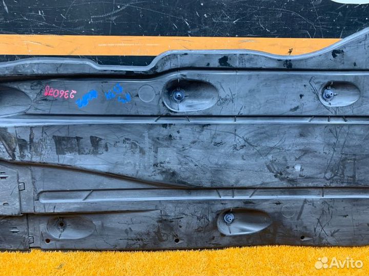 Защита днища кузова правая Audi A3 8V cxsa 2013