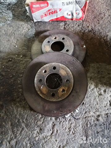 Задние тормозные диски Volkswagen Polo