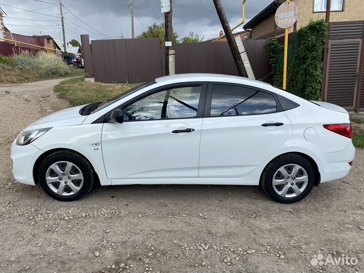 Hyundai Solaris 1.6 AT, 2014, 72 000 км