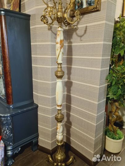 Вешалка напольная для одежды оникс