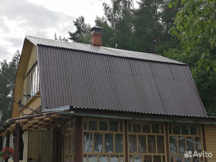 Бригада строителей