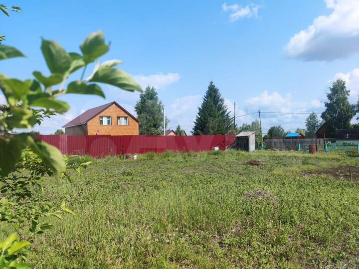 Дача 15 м² на участке 6 сот.