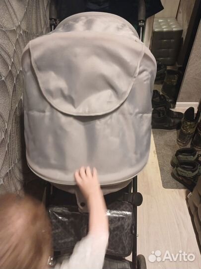 Прогулочная коляска - трость