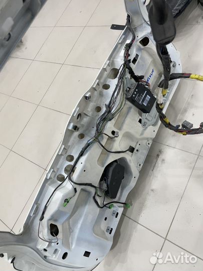 Крышка багажника Volvo XC60