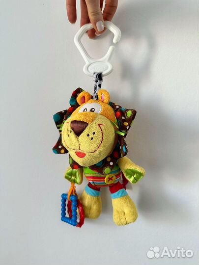 Детские развивающие игрушки подвески