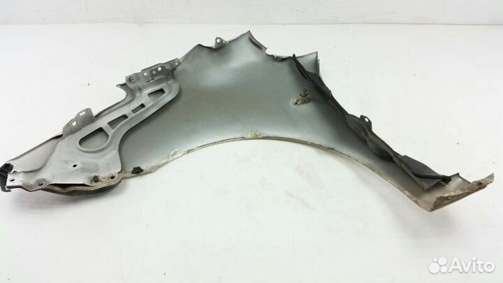 Крыло переднее правое Toyota Prius NHW20 2005
