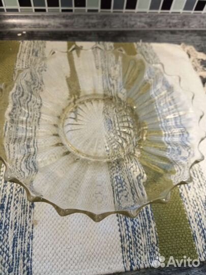 Блюдо стеклянное