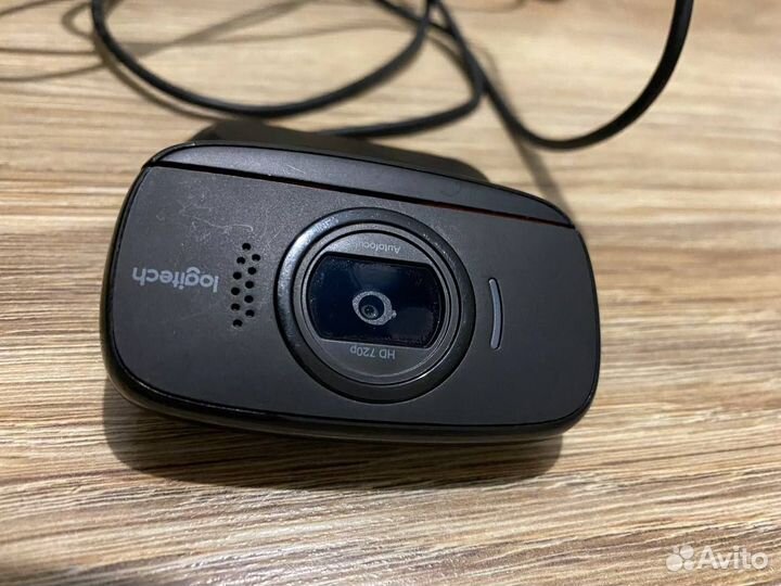 Веб-камера Logitech b525
