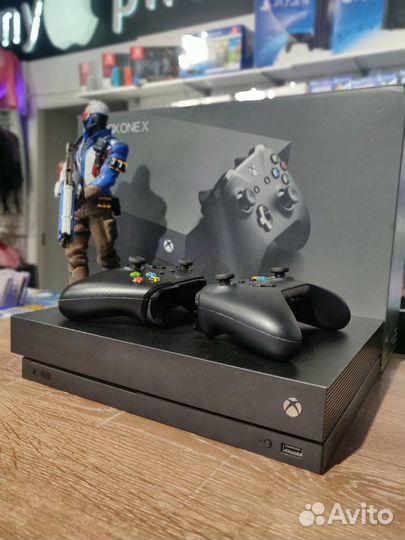 Xbox One X + 2 геймпада + обмен на вашу приставку