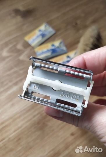 Бритвенные принадлежности середины 20-ого века