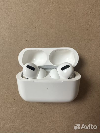 Apple airpods pro