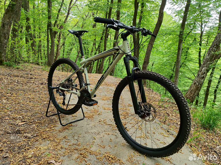 Горный велосипед GT Avalanche 2.0