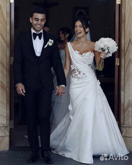 Пошив свадебных и вечерних платьев