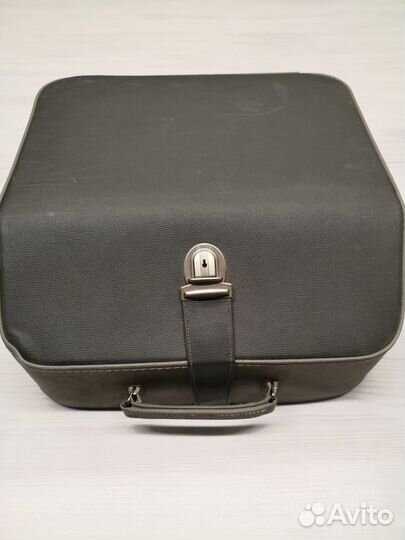 Пишущая/печатная машинка Эрика