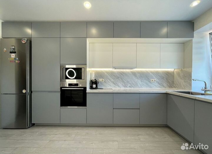 Угловая кухня с мдф фасадами