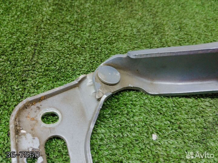 Петля капота Audi A6 C6