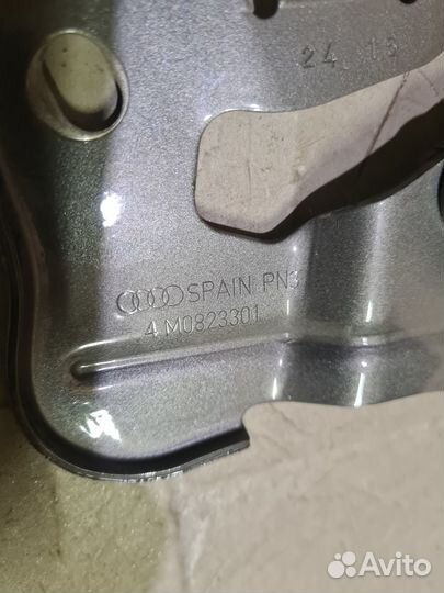 Петля капота левая Audi Q7 4M 2015