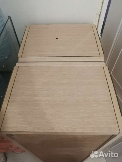 Полка настенная со стеклом