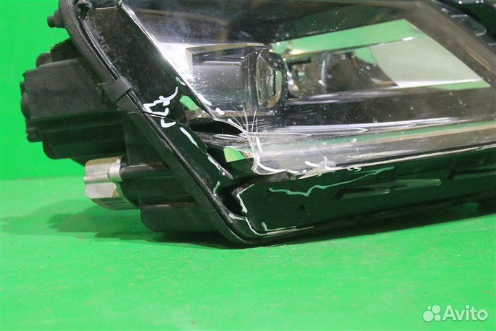 Фара правая Skoda Octavia A7 рестайлинг 2017