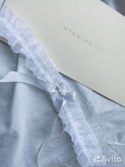 Свадебная подвязка