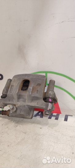 Суппорт задний правый Mitsubishi Lancer 9 CS5W