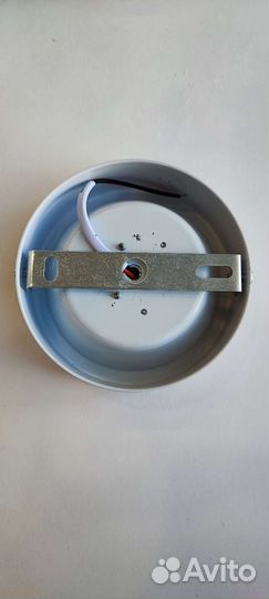 Светильник потолочный накладной