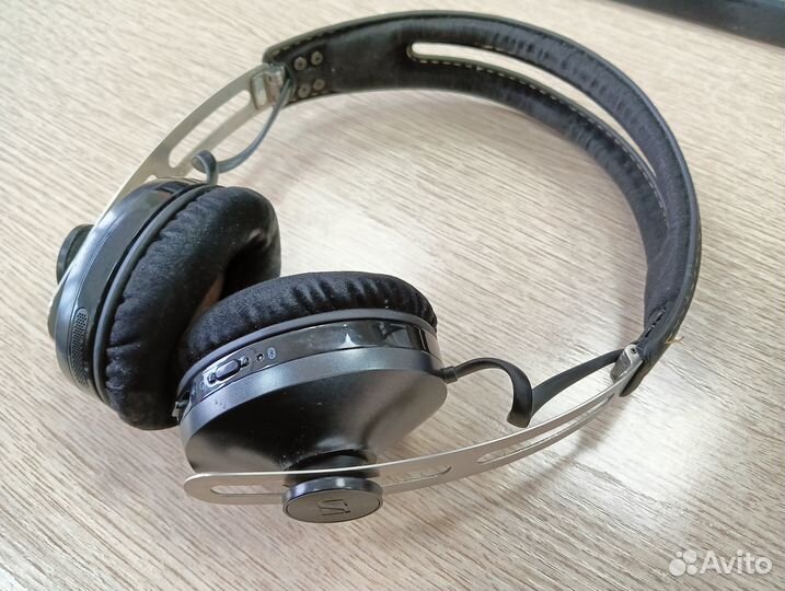 Беспроводные наушники sennheiser momentum M2 oebt