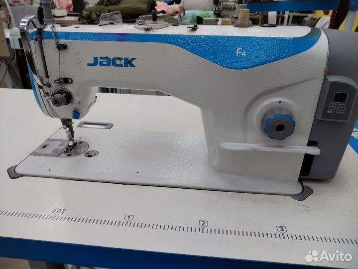 Швейная машинка jack f4