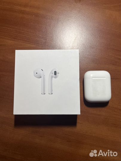 Наушники AirPods (1-го поколения) на запчасти