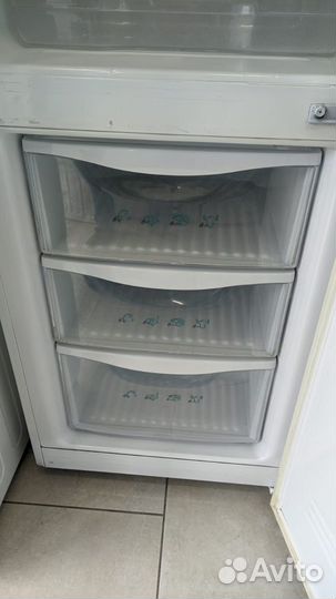 Холодильник Samsung Classic