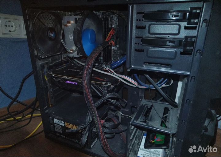 Игровой компьютер (i5 7400 + 1050ti)