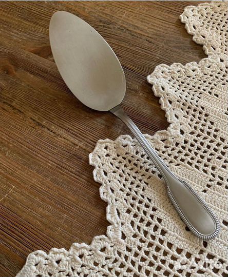 Лопатки кулинарные и щипцы Европа