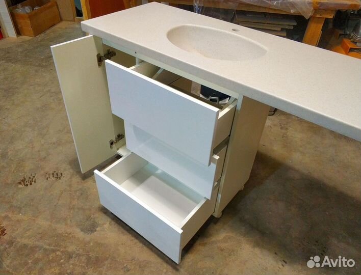 Столешница встроенная