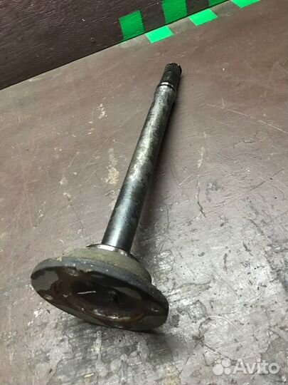 Полуось моста передний правый Mitsubishi Montero