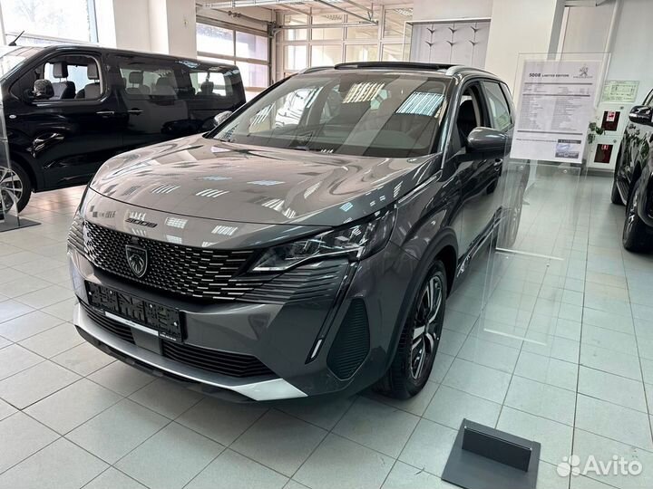 Peugeot 5008 1.8 AT, 2022