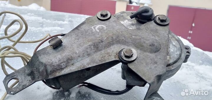 Моторчик очистителя заднего стекла Форд Сиерра