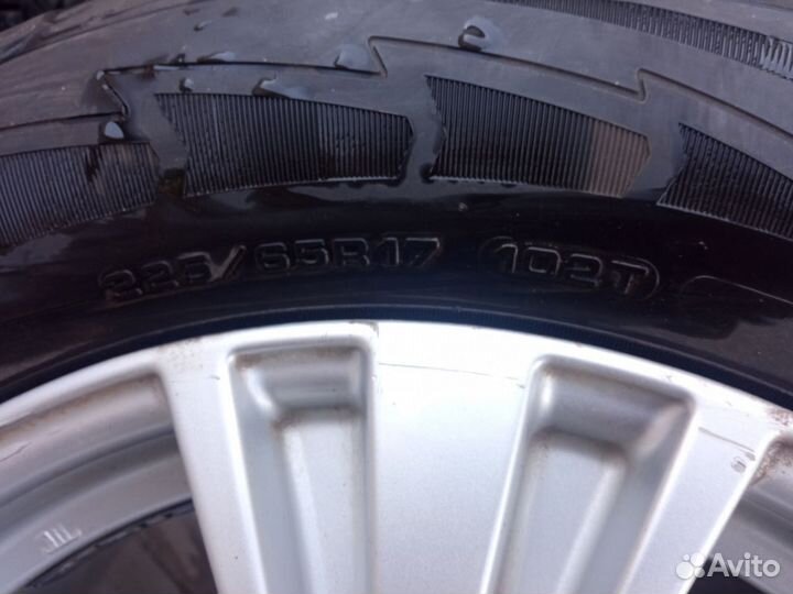 Продам комплект колес