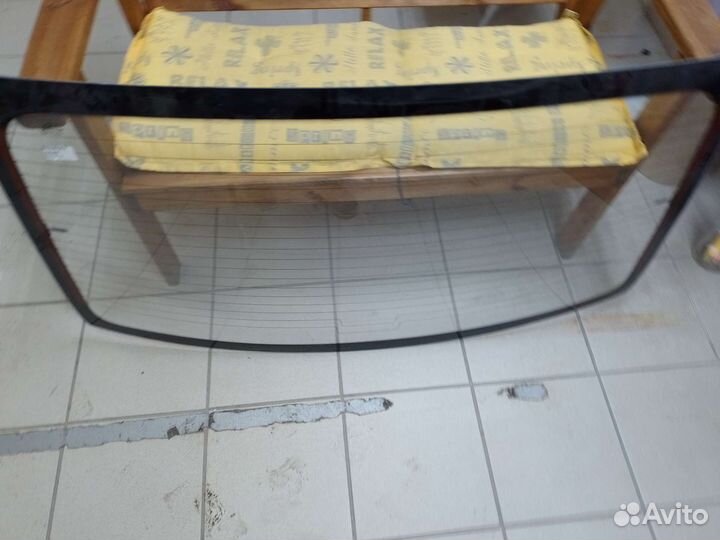 Стекло заднее с обогревом Renault Logan