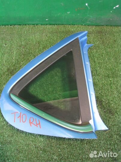 Стекло багажника правое Ford Fiesta (CB1) 2011