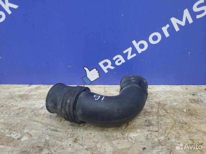 Патрубок воздушного фильтра Renault Duster