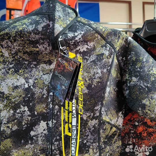 Гидрокостюм для плавания