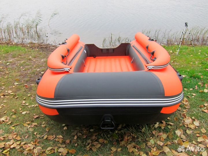 Лодка пвх Reef 390fнд