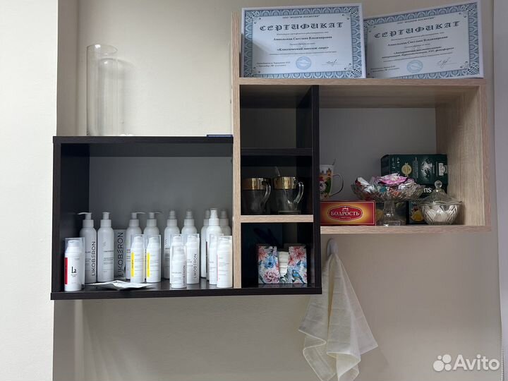 Полка настенная