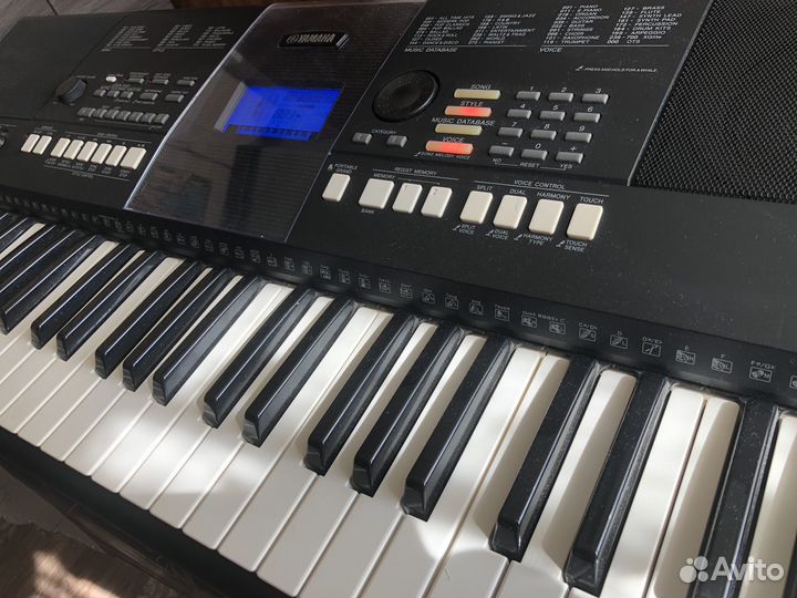 Синтезатор yamaha psr e423